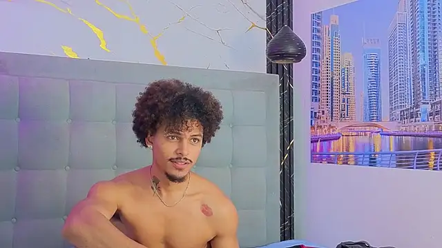 kai_storm77 live cam on StripChat