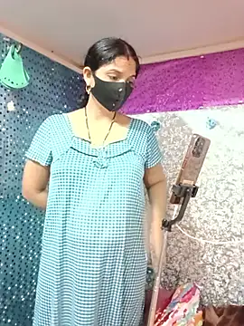 Priyanka_hot88 live cam on StripChat