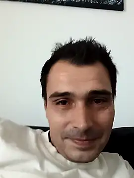 dolcenick live cam on StripChat