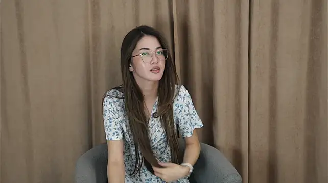 TienRebert live cam on StripChat