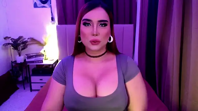 xxbigCOCKmollyxx on Stripchat
