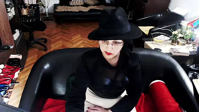 Imperatriza live cam on StripChat