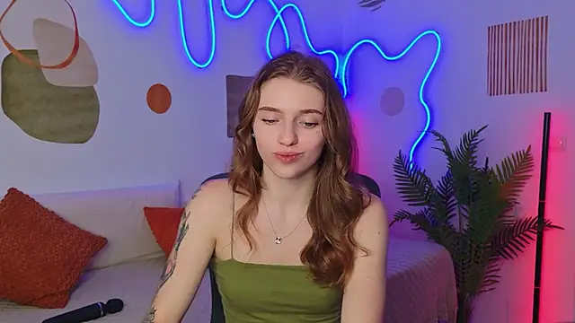 HeyTaylor live cam on StripChat