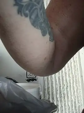 nakedgarbageperson