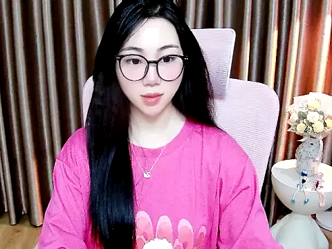 Helen_202 webcam