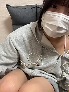Noanyaero live cam on StripChat