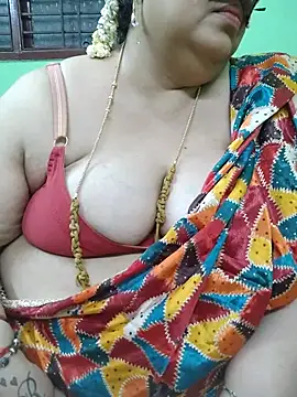 tamil-mayasri (F milf) - my hairy pusyy flash