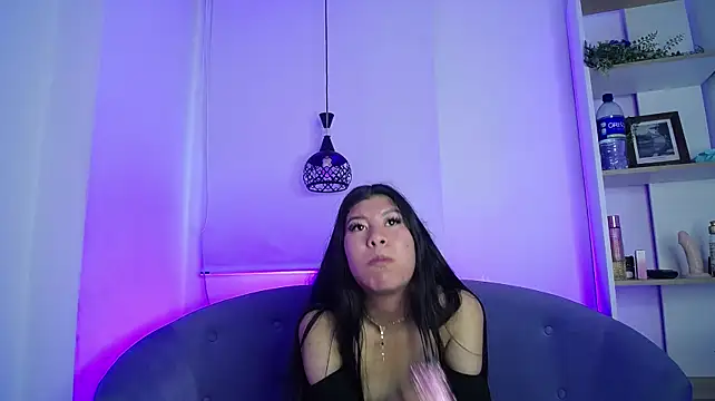 zoe_velvet_