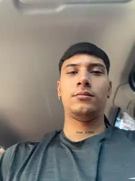 SexxxySquirterStev777 live sex cam