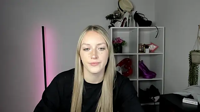 EvelynBlond