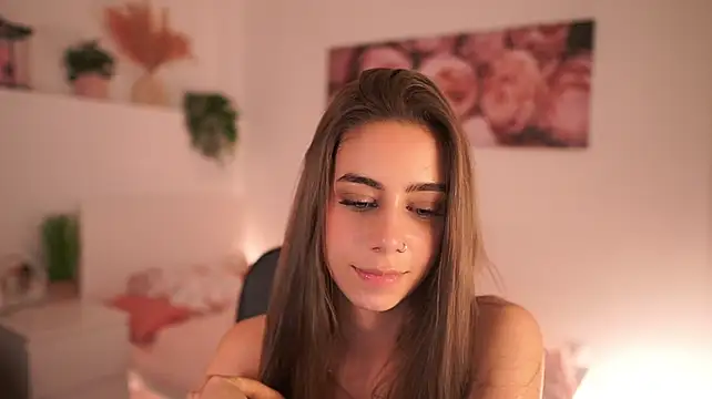 OliviaMoretti live cam on StripChat