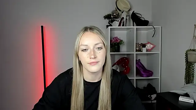 EvelynBlond