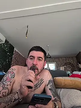 thefrenchkiss25