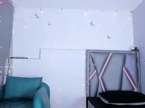 roxyy_foxyy