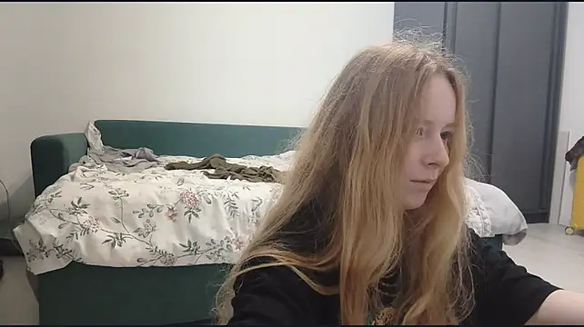 KateVibe_01 webcam