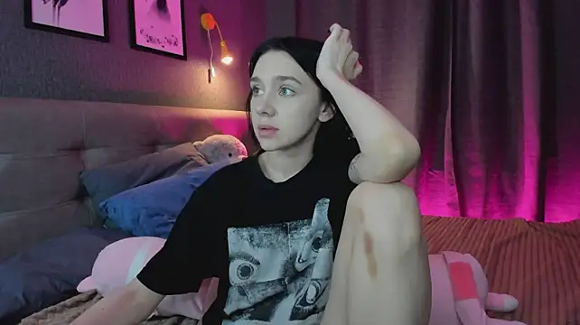 Lesi_Moonie01