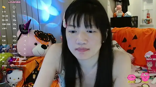 SilViAjpn live cam on StripChat