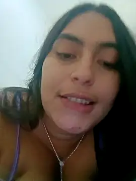 xandra252 live cam on StripChat