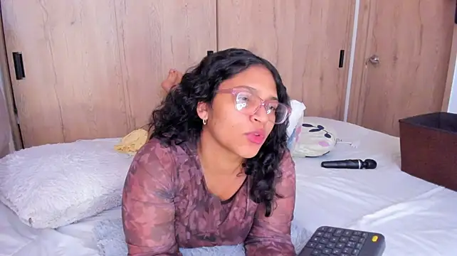 Vickyy30_