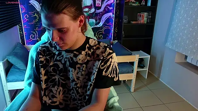 KIKI_Krash