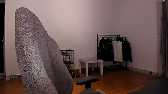 esajukyy