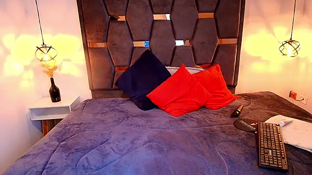 Lia_Blake_