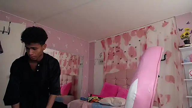 Santy_bigcock_01