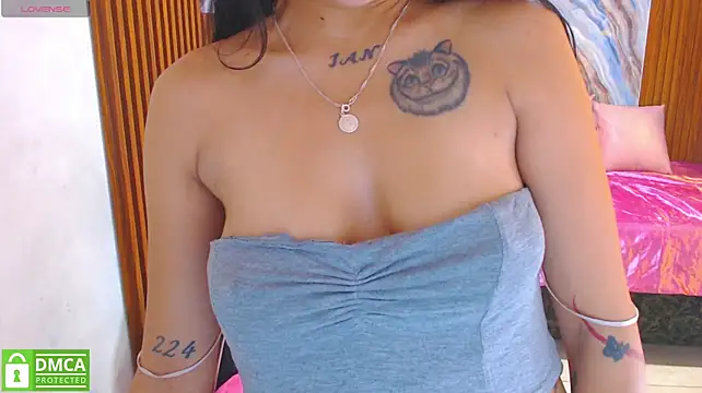 Corall_tay1