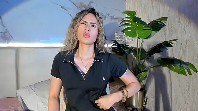 Sienna_Bellucci1