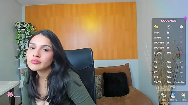 Victoria_Pivet