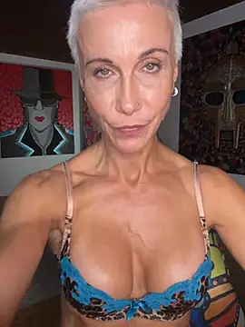 GymQueenCarmen
