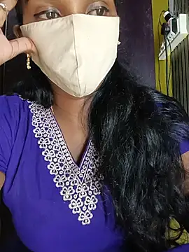 Tamil_Soloqueen_001