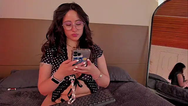 April_Lorens_