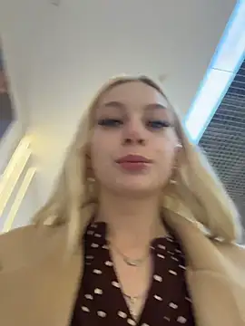 AngelinaTous