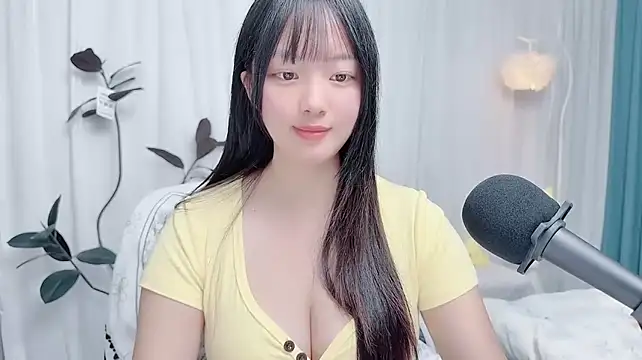 Winnie666999 webcam