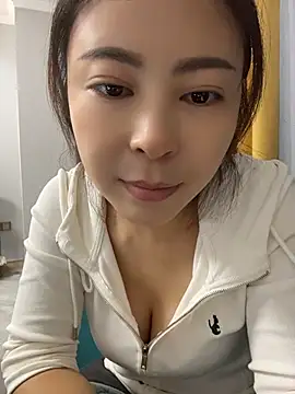 YaoYao8888 webcam