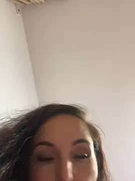 Playful_Amanda