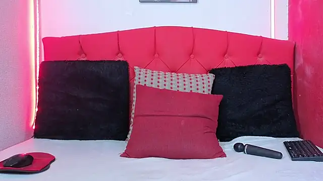 Tiana_Ebony18