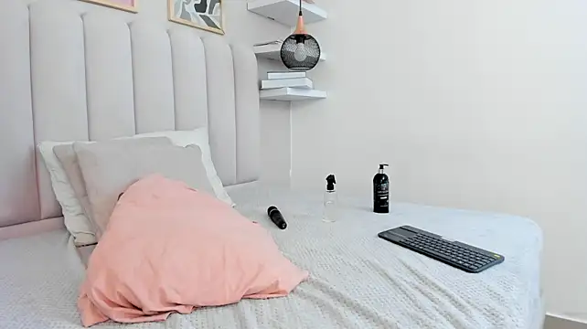 Megan__Hart_