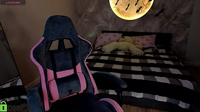 mollyy_snow