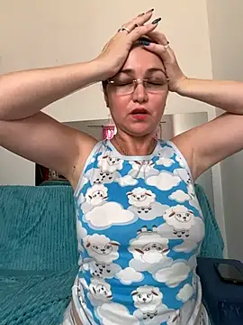 Amanda_Moretti live cam on StripChat