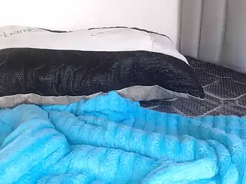 MeekyCurvyAss_