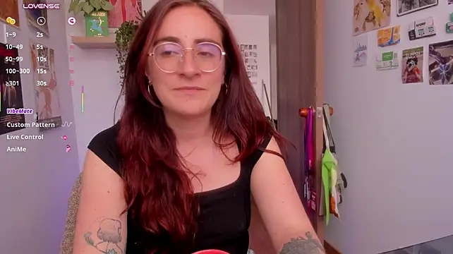 linda_giggle