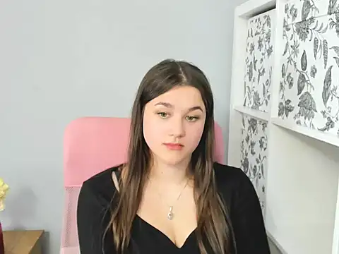 SylvieRose live cam on StripChat