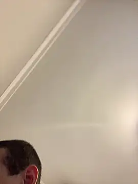Ivis1999 live cam on StripChat