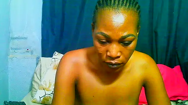 freaky_naughty live cam on StripChat