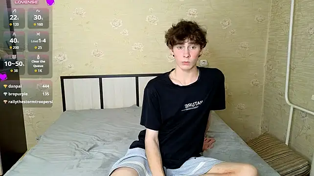 liam_winss (M twink) - play with dick