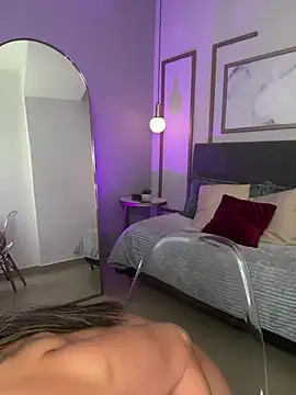 _nicoletteshea_ (F milf) - blowjob deep