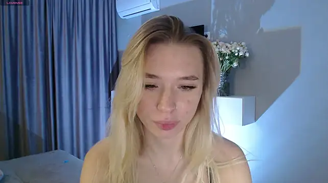 Emily_Hartt