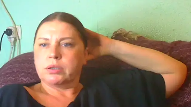 Oksi21 live cam on StripChat